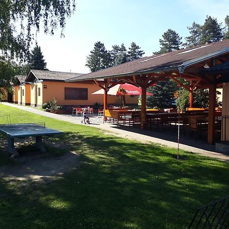 Sportcentrum Dvořák Villa Hluboká nad Vltavou Exterior foto