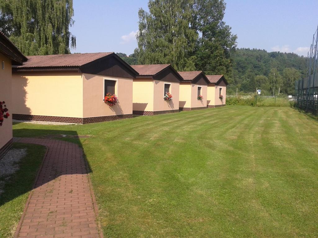 Sportcentrum Dvořák Villa Hluboká nad Vltavou Exterior foto